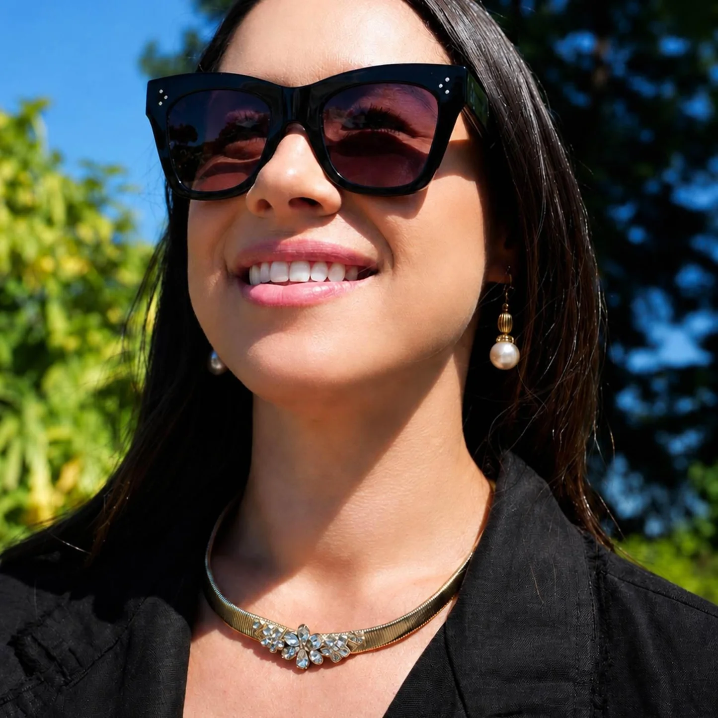 Crystal Flower Collar Necklace - Image 4