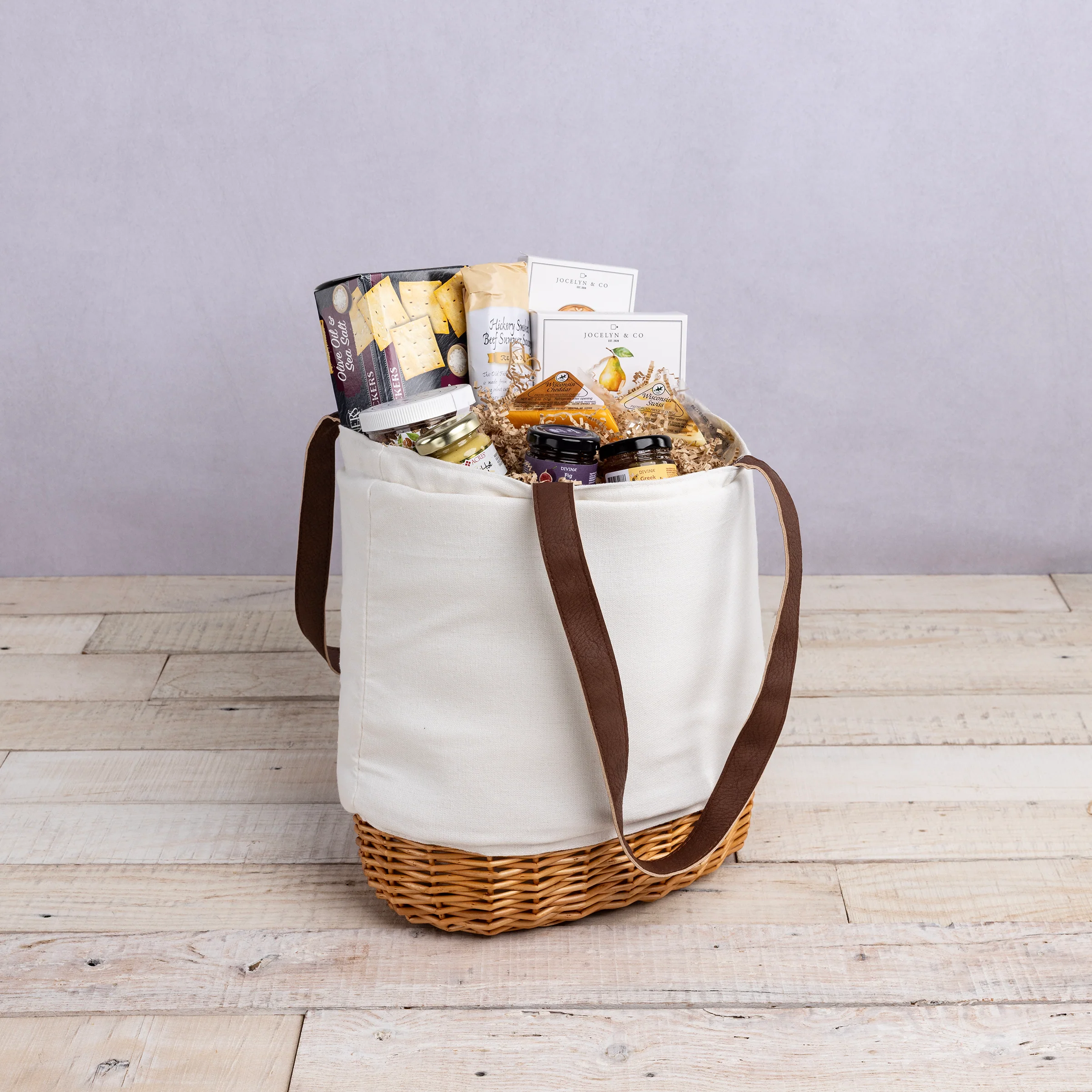 Pico Lunch Basket with Gourmet Gift Pack - Image 10